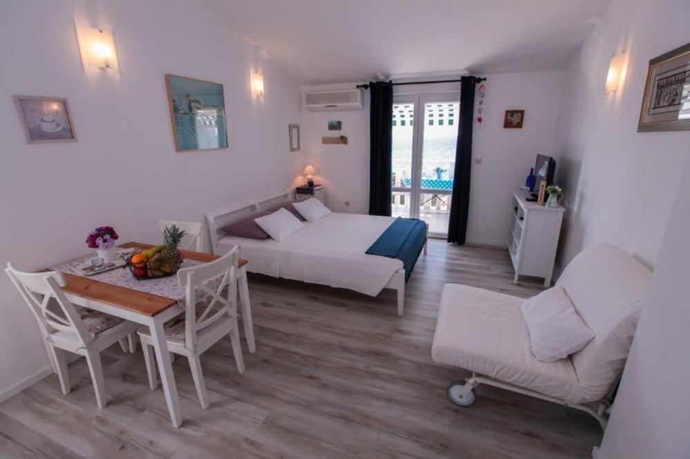 Apartments Luka Rogoznica  Kültér fotó