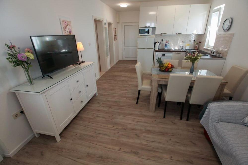 Apartments Luka Rogoznica  Kültér fotó