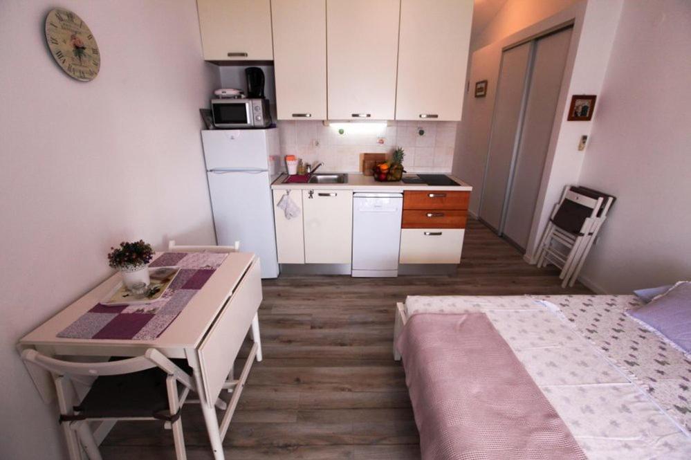 Apartments Luka Rogoznica  Kültér fotó