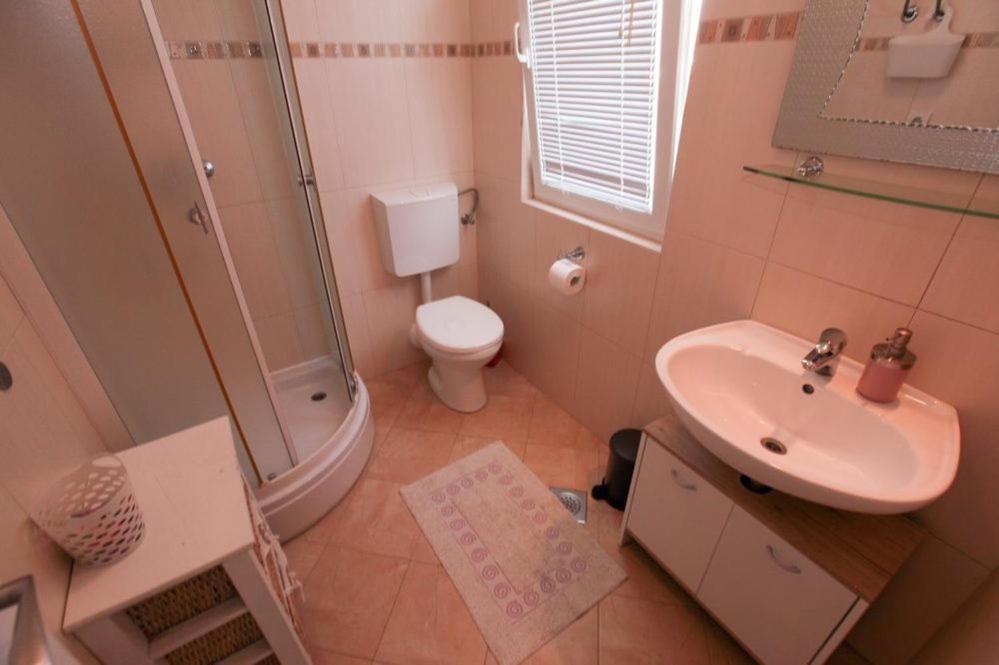 Apartments Luka Rogoznica  Kültér fotó