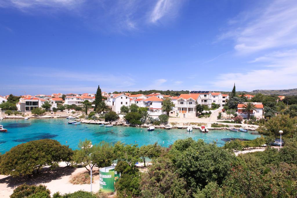 Apartments Luka Rogoznica  Kültér fotó